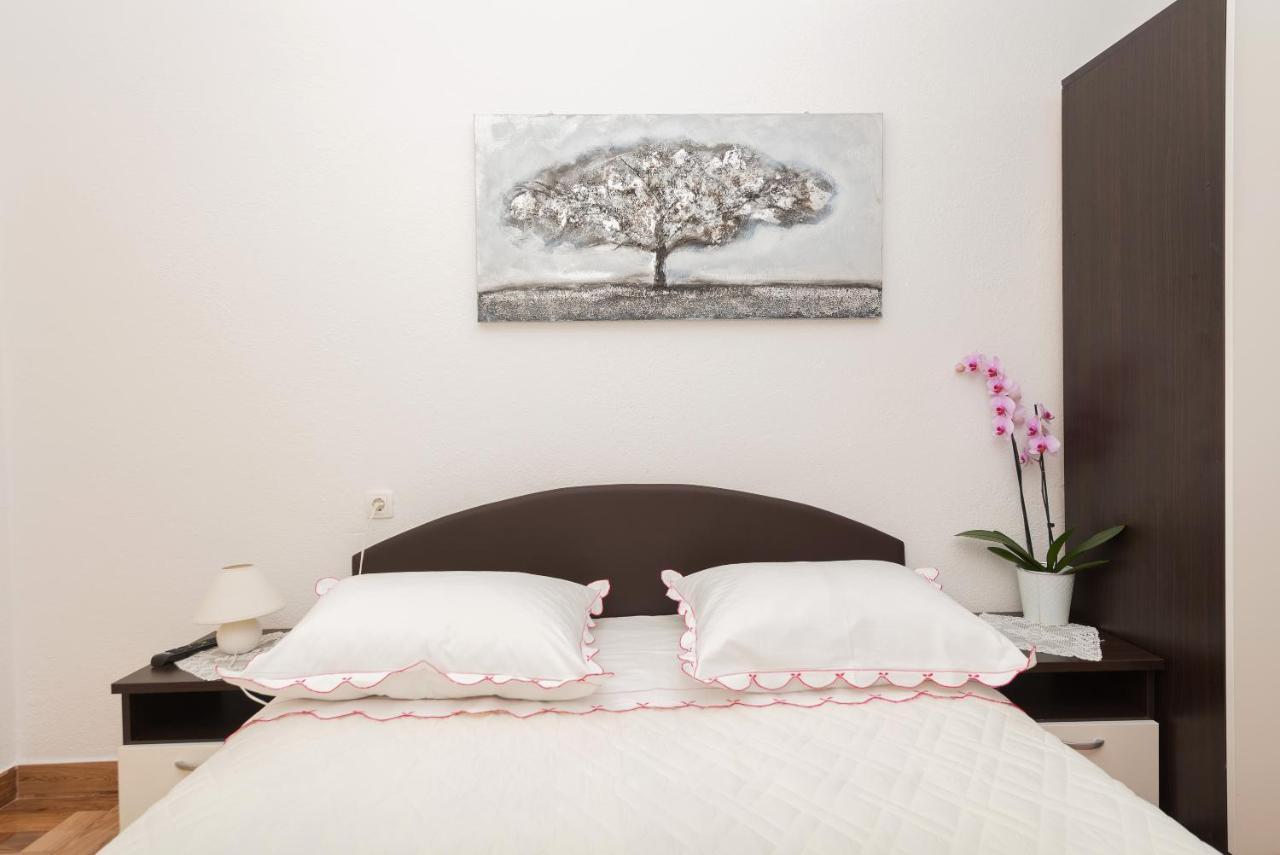 Apartments Dalmato Makarska Esterno foto