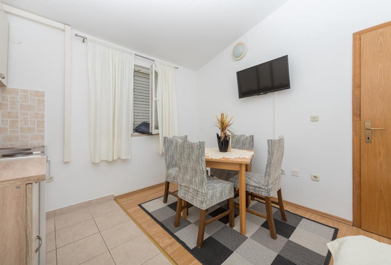 Apartments Dalmato Makarska Esterno foto