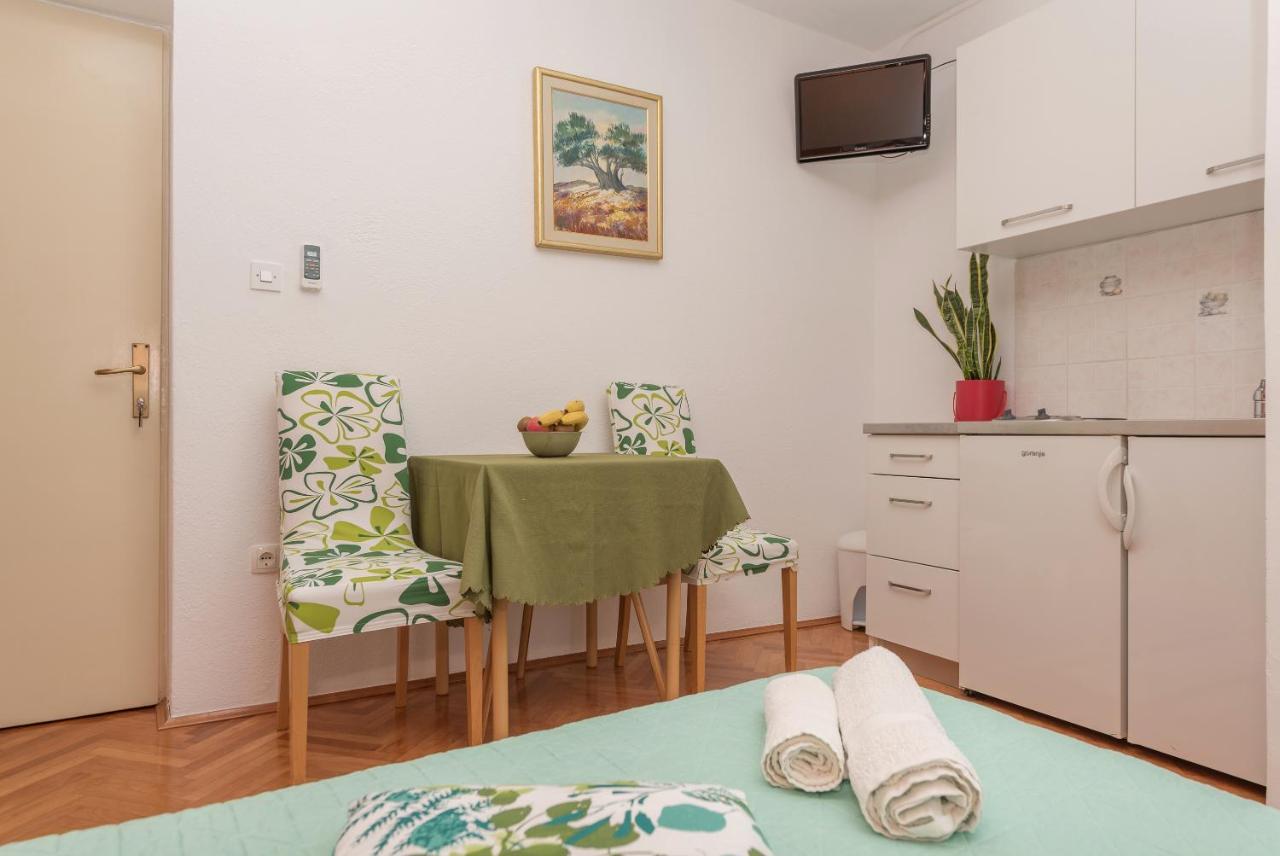 Apartments Dalmato Makarska Esterno foto