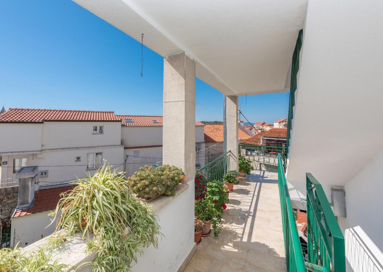 Apartments Dalmato Makarska Esterno foto
