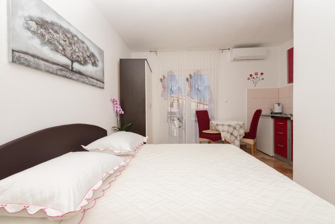 Apartments Dalmato Makarska Esterno foto